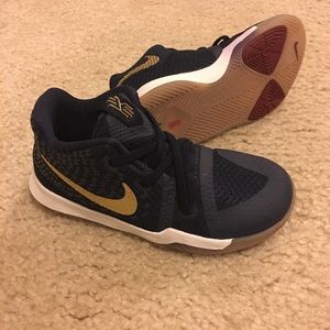 Size 10, Kyrie 3 Navy Blue and gold.